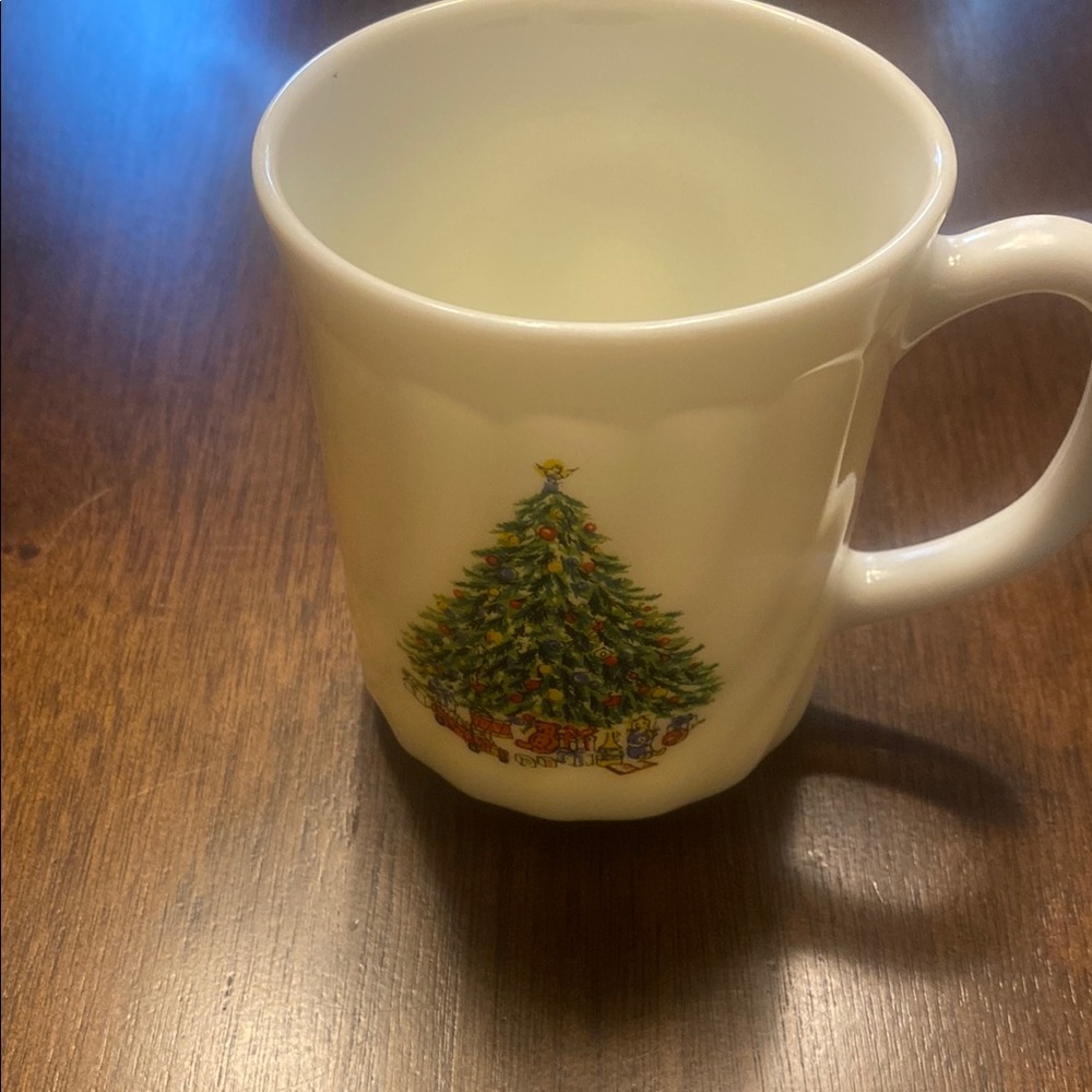 Christmas Tree Design White Mug